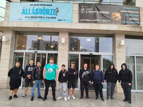 Diákjaink ellátogattak a Hajdú-bihari Napló által szervezett állásbörzén. 